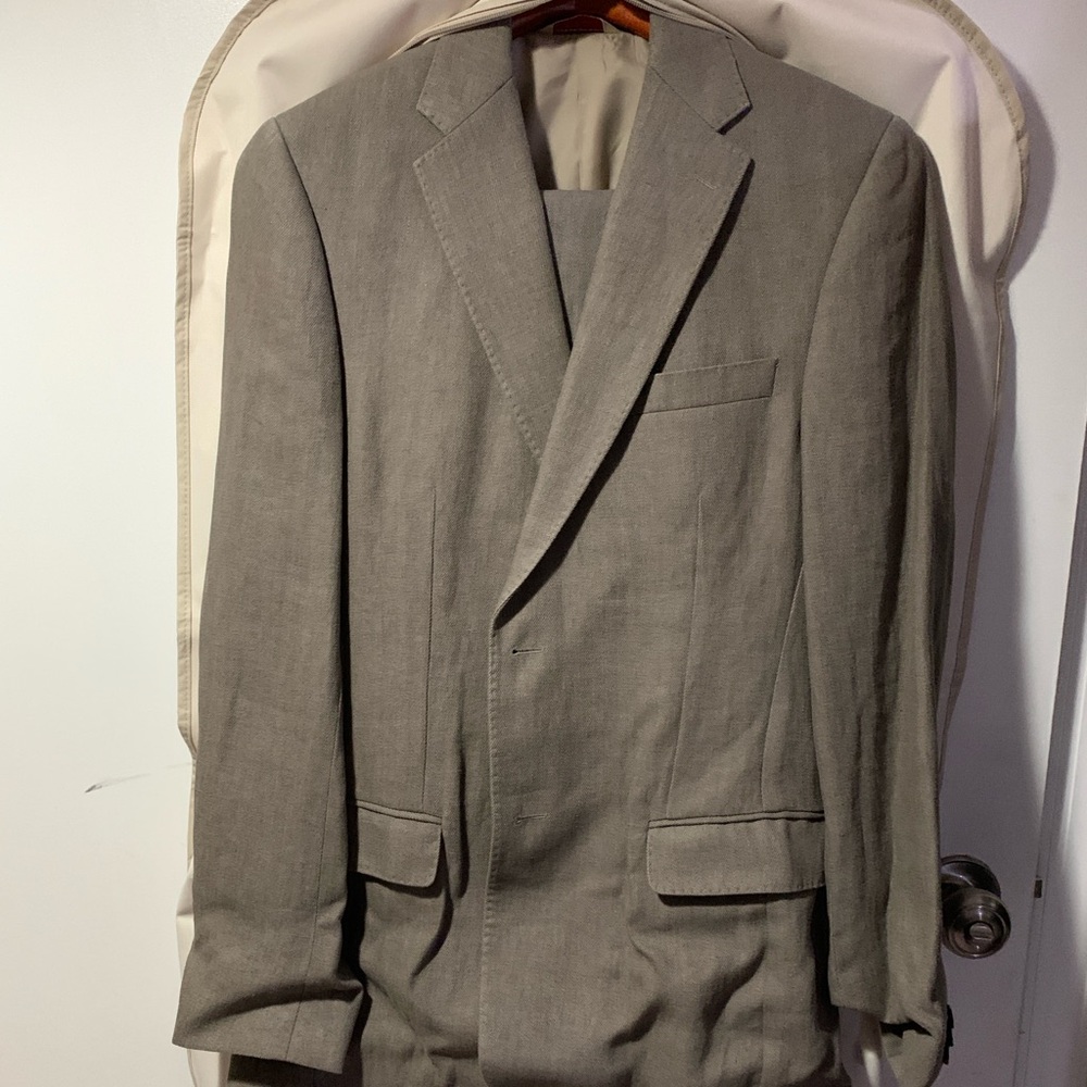 Banana Republic 36R Heritage Linen Suit